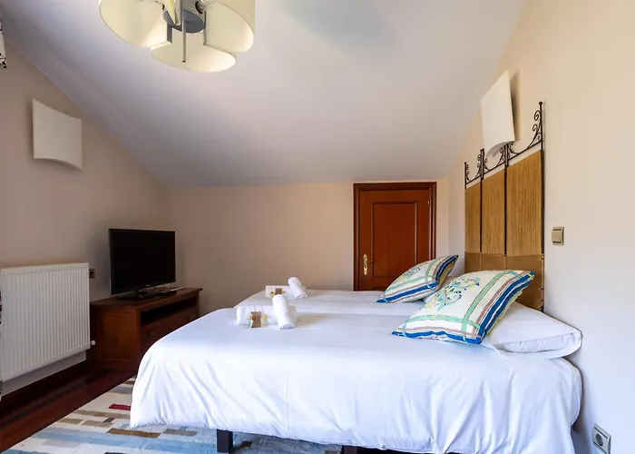 Urdaibai Boutique * Altamira