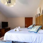 Urdaibai Boutique * Altamira