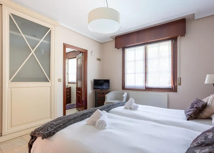 Urdaibai Boutique * Altamira